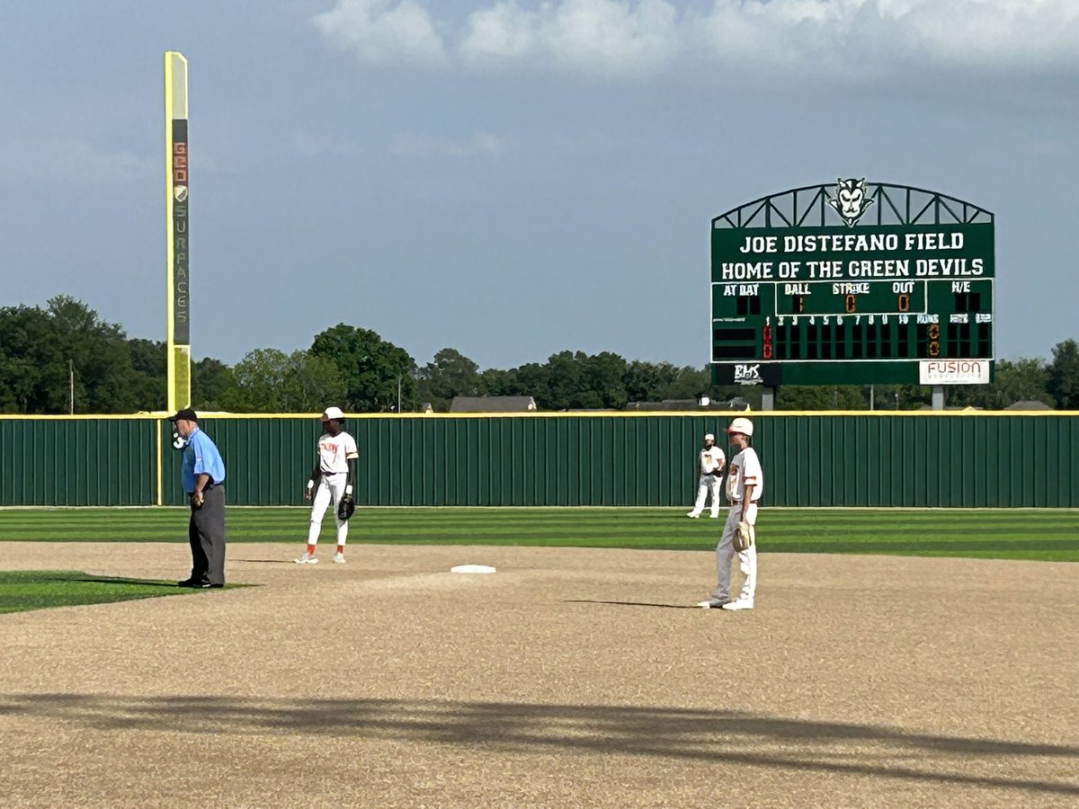 East Iberville baseball with the 1st round playoff win over Lakeview. 
Melancon with the No Hitter and 12 strikeouts on the mound !!!
Geaux Tigers !!!!

#ibervilleparishschools
#movingforward