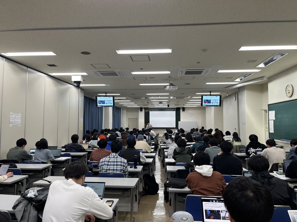 imvisionlabs's tweet image. 先日、東京農工大の大学院講義である、「実践情報・デジタル演習Ⅰ」の初回講義を担当しました。多くの受講者の方から非常に積極的な質問やコメントをいただき嬉しかったです。#点群 処理の事例と、講義で利用されている #MATLAB の概要説明や勉強の方法について紹介をしました。