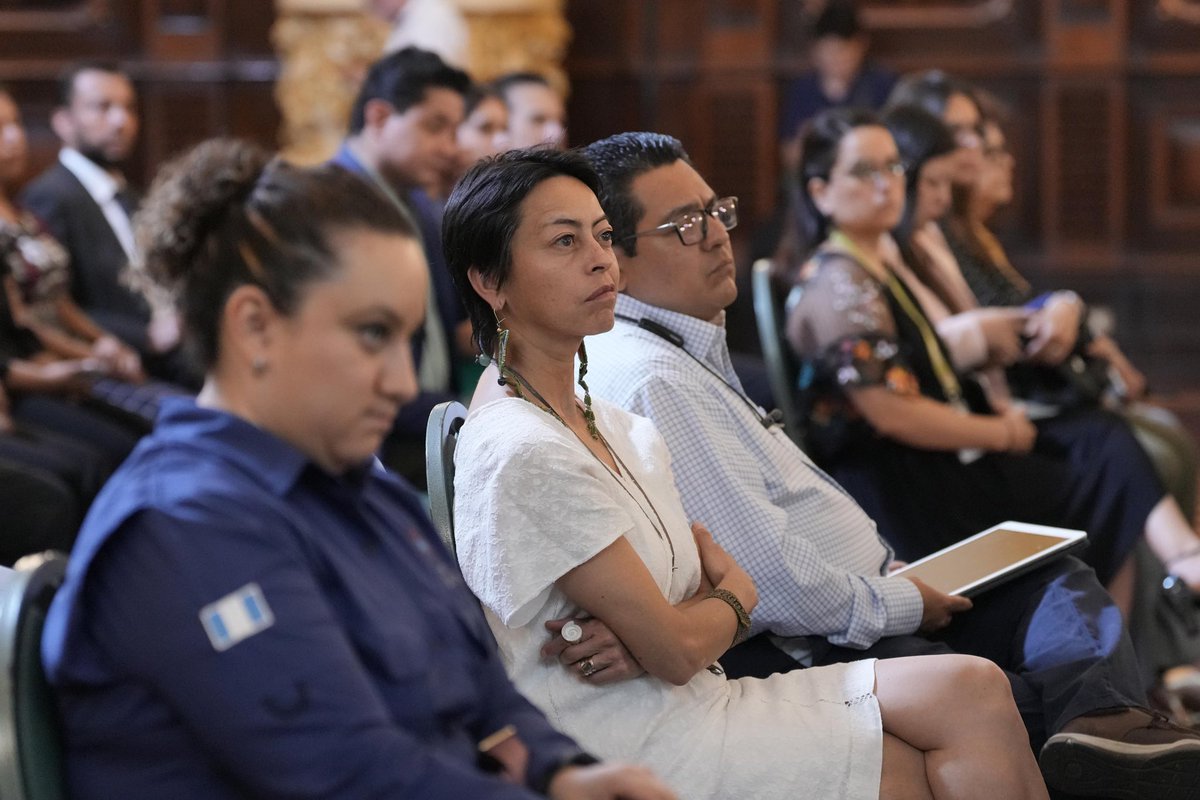 Realizamos el lanzamiento de OportuGuate, una plataforma digital creada para acompañar a las y los migrantes guatemaltecos en su proceso de retorno. 

Con esta herramienta pueden acceder a programas para mejorar habilidades, orientación para emprender o hacer crecer sus negocios,