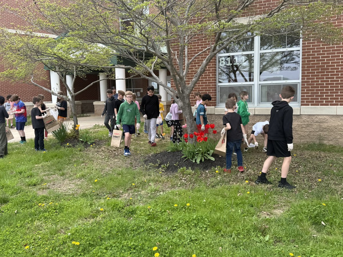 Mrs. Schinski's 2nd Grade Class tweet media