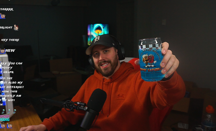 SorreyTV's tweet photo. Live now on Twitch. Come hang out! https://t.co/4yTRni4dn5