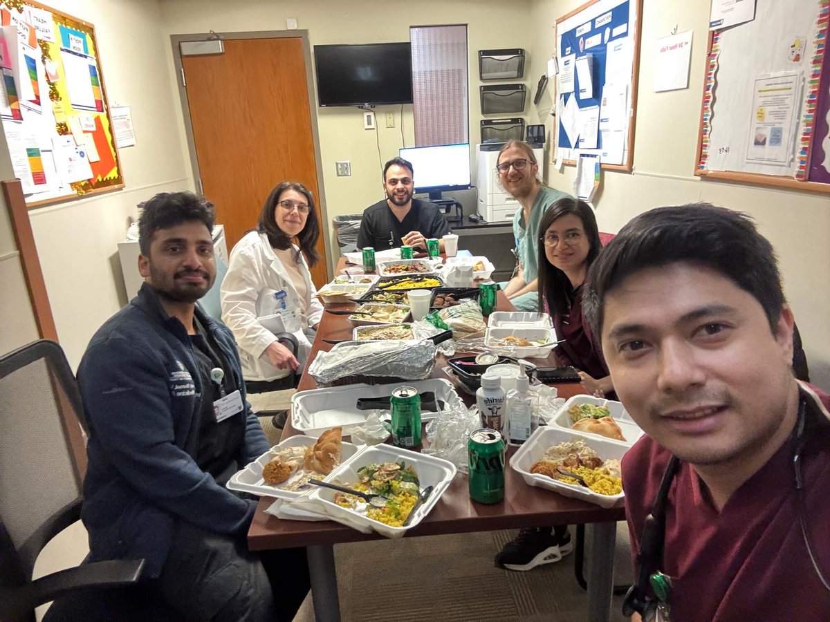 UT Cardiology Fellowship (@utcardfellows) on Twitter photo Our 1st year cardiology fellow on consult service <a href="/ahmadamahdi/">Ahmad Mahdi</a> is having a rare peaceful moment with the team
▶️No coronaries were harmed while taking this picture Our 1st year cardiology fellow on consult service <a href="/ahmadamahdi/">Ahmad Mahdi</a> is having a rare peaceful moment with the team
▶️No coronaries were harmed while taking this picture