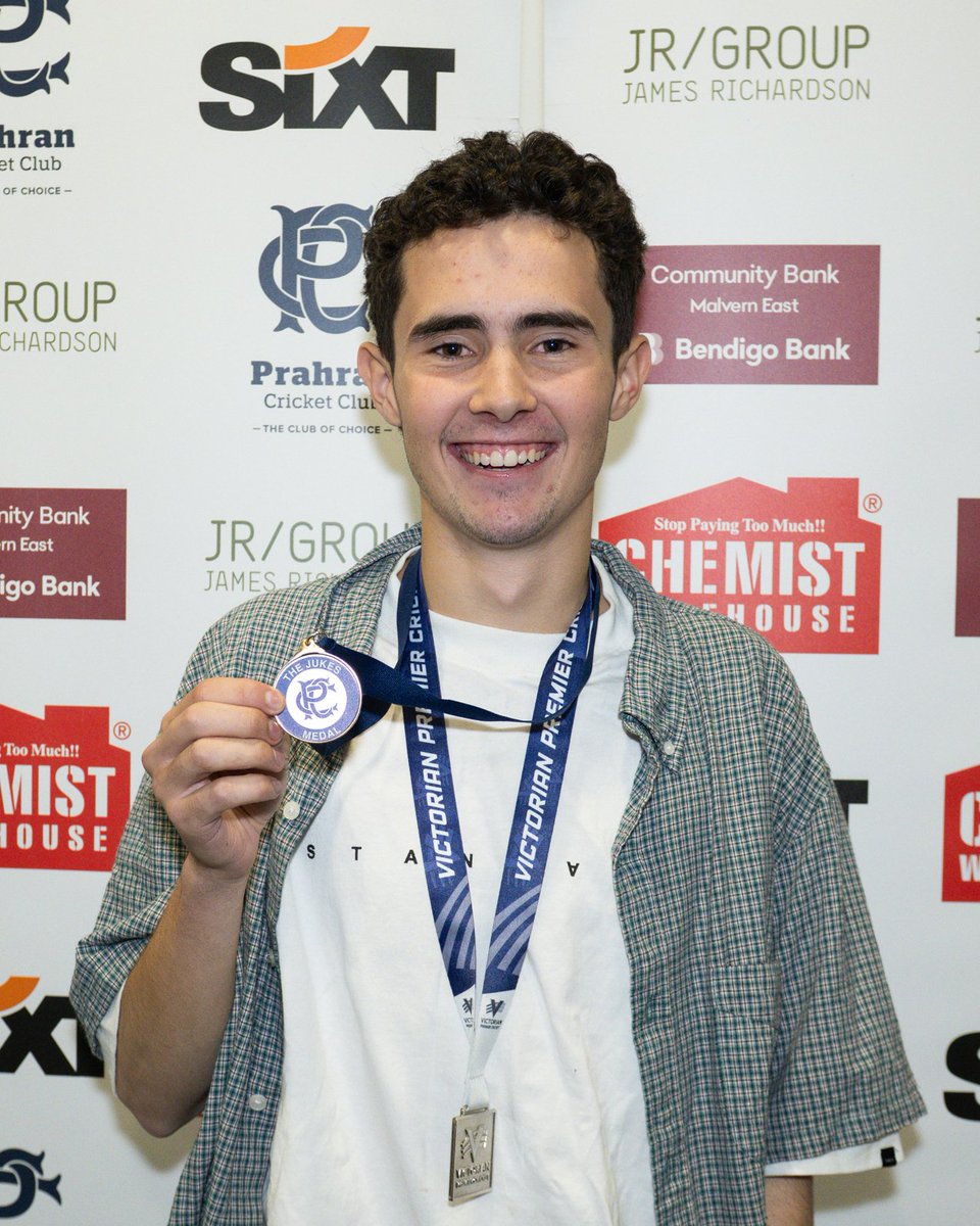 🏅 Our DWN Jukes Medalist for 2024/25, Charlie Graham.  

Charlie added to his Fourth Grade premiership by taking out the coveted men's club championship at the recent club awards presentations.  

Congrats Charlie and we think this makes you our youngest ever medalist.   👏👏👏