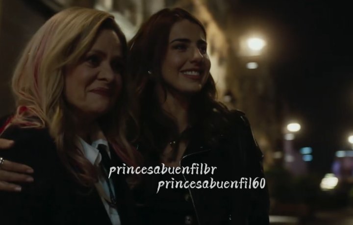 anapaula_silvaB's tweet photo. La mamá más divertida 💖
 solo en cines 🍿 @ebuenfil @Videocine  #videocine #erikabuenfil 

Patricia 💖💖💖 https://t.co/h5HcGEDLDX
