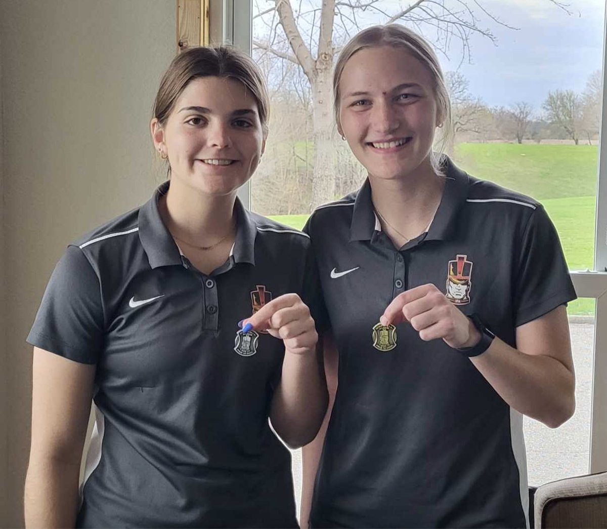 KLMoses23's tweet image. 1-2 tonight for Montana and Olivia as well as a team W! #IFACadetPride