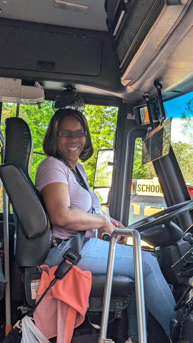 Happy Bus Driver Appreciation Day to our wonderful Drivers!  Thank you for all that you do!  #UnityUnleashed #packpride #weareheim #ElevateStafford