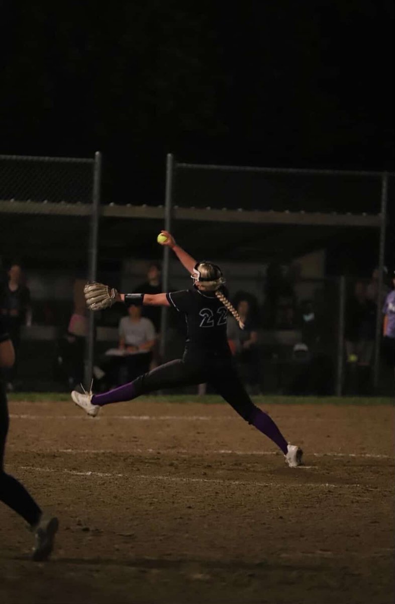 Sports in Kansas tweet media