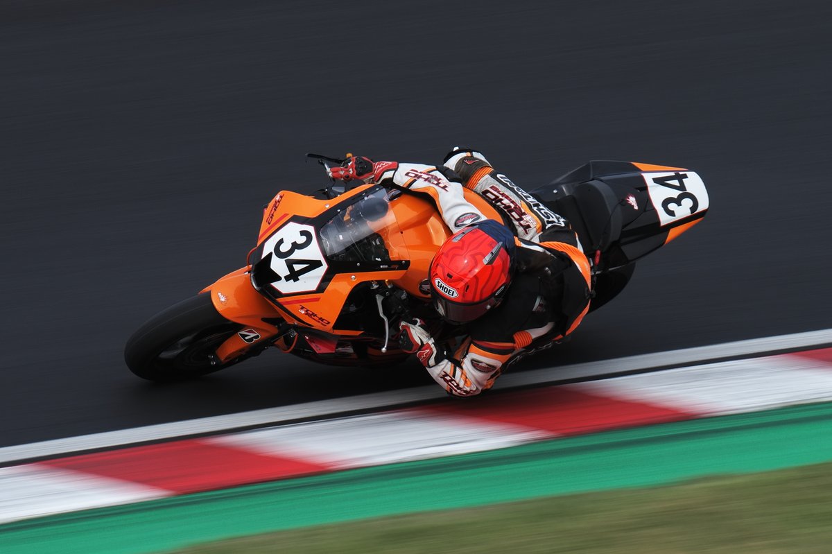 TOHO Racing Club
#鈴鹿サンデーロードレース 
#INT_ST600 
#笠井杏樹 選手