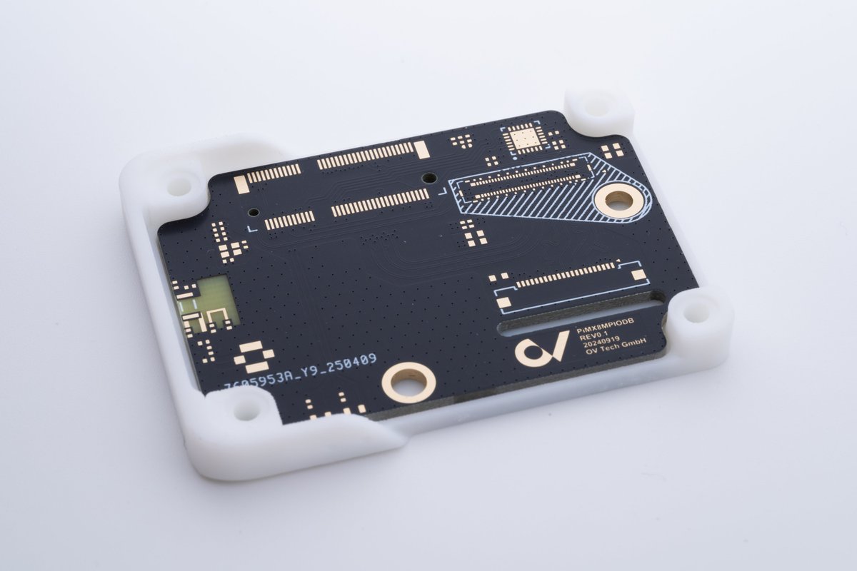 QVHenkel's tweet image. A few more boards to assemble 🙌 This time the full system for the PiMX8 CrowdSupply campaign.