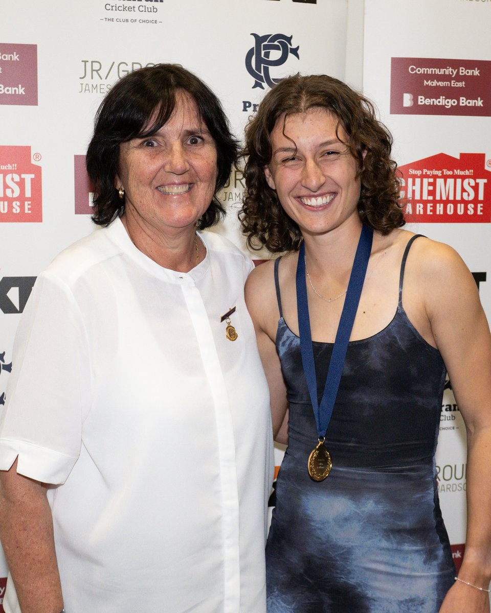 🏅 Second XI captain Ellen Williams was a runaway winner of the Julie Calvert Medal for women's club champion at our recent awards night.

Ellen had a stellar season scoring over 600 runs and leading her team to a premiership win. 

Congrats Ellen, a wonderful season 👏👏👏