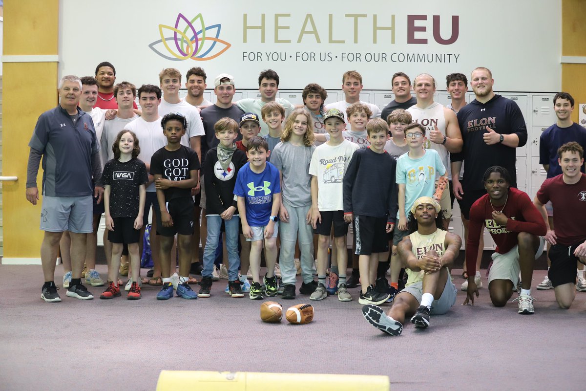 Had a blast doing drills and teaching football skills with local 4th and 5th graders at the Champs Program today! 
#AED