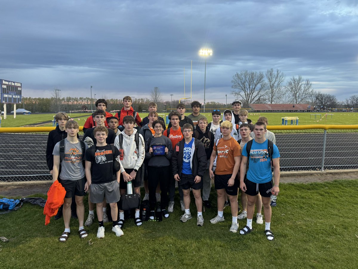 We had a lot of dudes step up and score points tonight! Meet champs for class B at BGM!