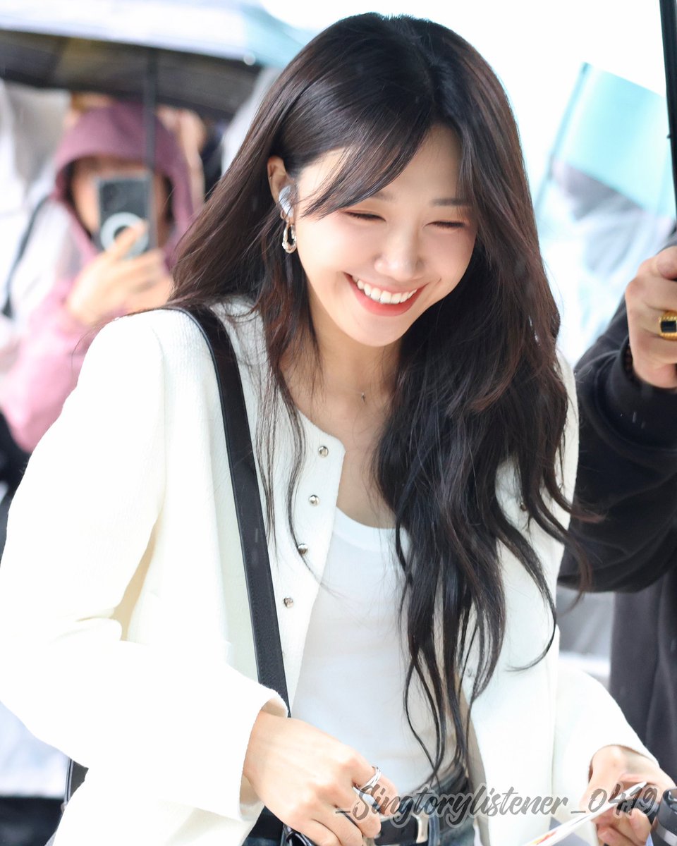 apinksixpics's tweet image. EUNJI 「#정은지」