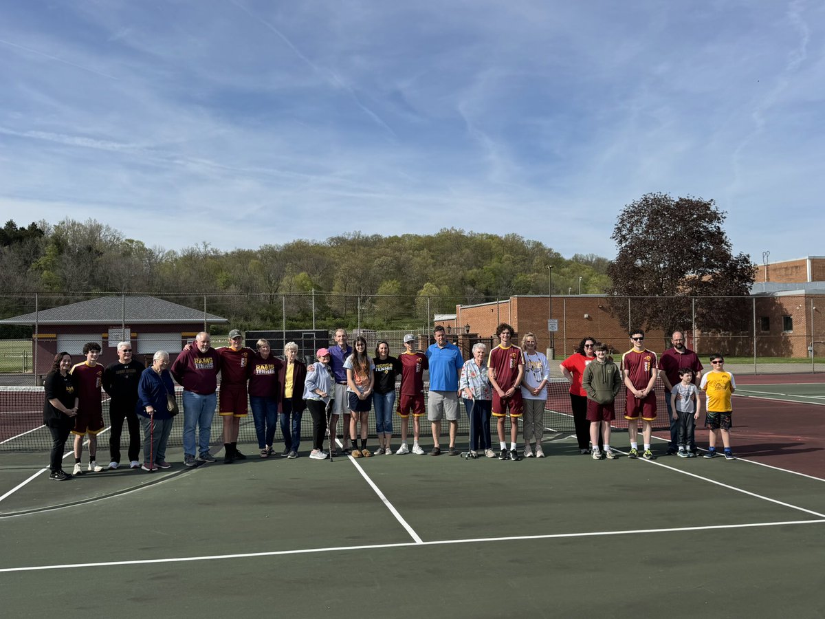 Hard to believe we celebrated our first senior night of the spring season tonight!  Congratulations to the <a href="/rossramstennis/">Ross Rams Tennis</a> seniors!  #GoRAMS <a href="/RossRams1/">Ross High School</a> <a href="/SWBLSPORTS/">Southwestern Buckeye League</a> <a href="/TheReportOhio/">𝑻𝒉𝒆 𝑹𝒆𝒑𝒐𝒓𝒕 𝑶𝒉𝒊𝒐</a>