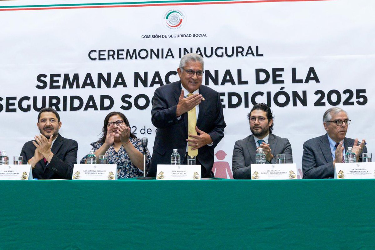 RamirezMiguel64's tweet photo. Dejar de ser sordos a demandas de trabajadores, para no ser mudos en la defensa de sus derechos, pidió el presidente de la Comisión de Seguridad Social del @senadomexicano y Srio. Gral. del #SNTE, Mtro. Alfonso Cepeda, en la inauguración de la #SemanaNacionalDeLaSeguridadSocial. https://t.co/Q3McpXZGst