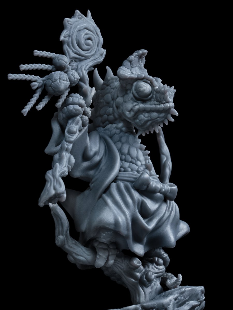 Phrozen3D's tweet image. A wise lizardfolk enters Whirlworld 🌿

The Kammi Sage by @nickeyshatchery  stands in quiet defiance of the warlike Sihael.

Prints in 32mm &amp;amp; 75mm—perfect for painters, players &amp;amp; collectors.

check on @pixup3d : pixup3d.net/Ki1Sx

#3DPrinting #tabletopmini #phrozen