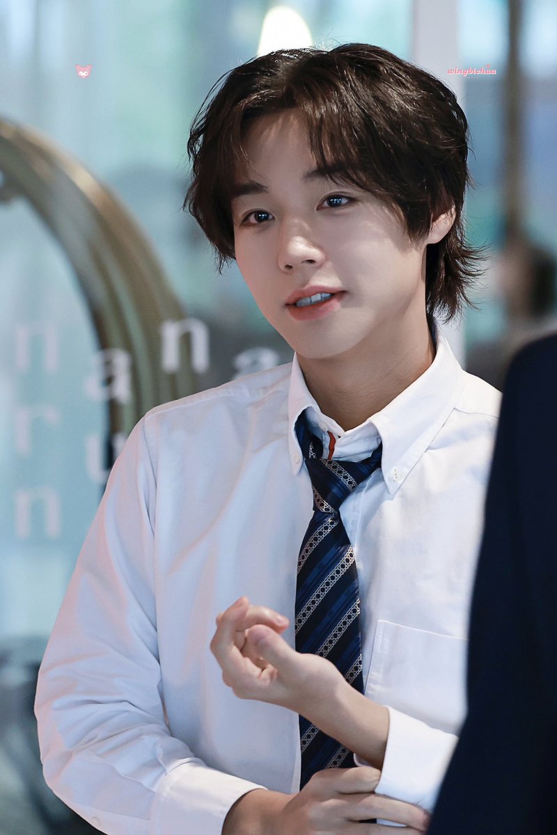 250421 약한영웅 Class2 제작발표회 출근

𓈒🪴꙳⋆🍀♡ ◟✦ 🐰⤾· 

#박지훈 #PARKJIHOON