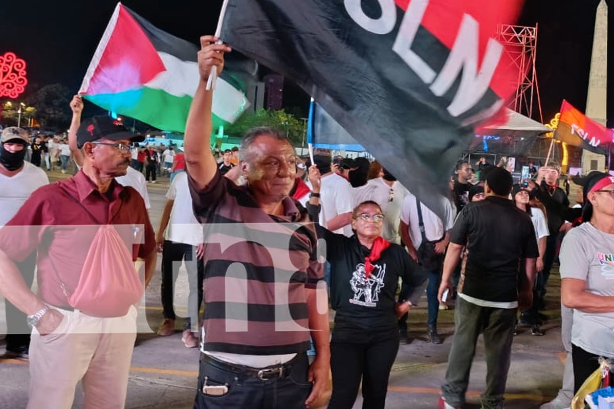 canaltn8's tweet image. #AHORA |🇳🇮 Amor, unidad y solidaridad en Plaza La Fe 🇳🇮

Este Martes, Plaza La Fe se llenó de alegría, compromiso y respaldo rotundo a la paz y al amor entre los pueblos. 

#Nicaragua #PazYAmor #AbrilVictorioso