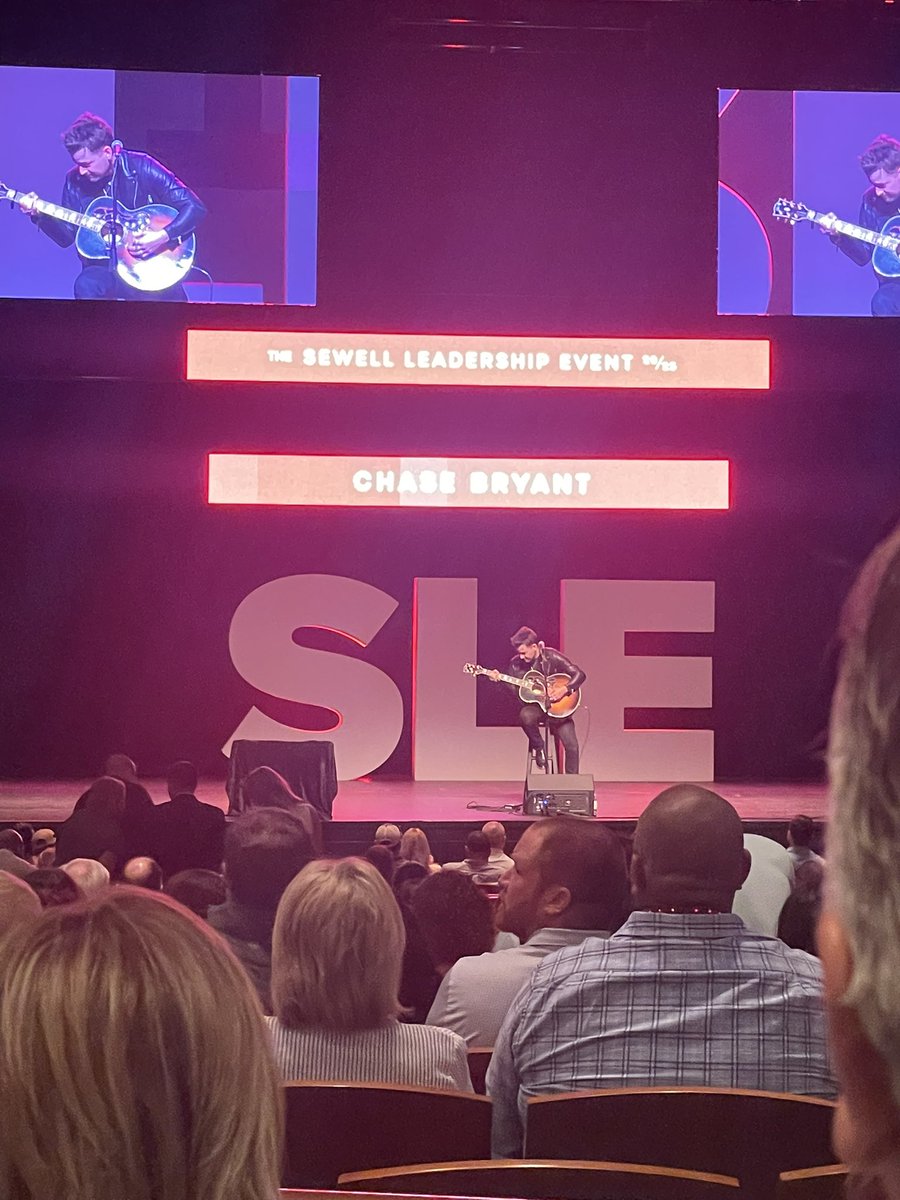 So thankful to attend the Sewell leadership event and getting to hear from several inspiring leaders such as <a href="/RyanLeak/">Ryan Leak</a> <a href="/johnmaxwellseed/">John Maxwell SEED</a>  <a href="/chauntelowe/">chaunte</a> <a href="/chasebryant/">Chase Bryant</a> 
Truly a great experience! 💗💗 <a href="/ECISDblendED2/">ECISD Blended Learning 🍁🍂🧡🖤🧡🖤</a>  <a href="/TechECISD/">ECISD Digital Learning</a>