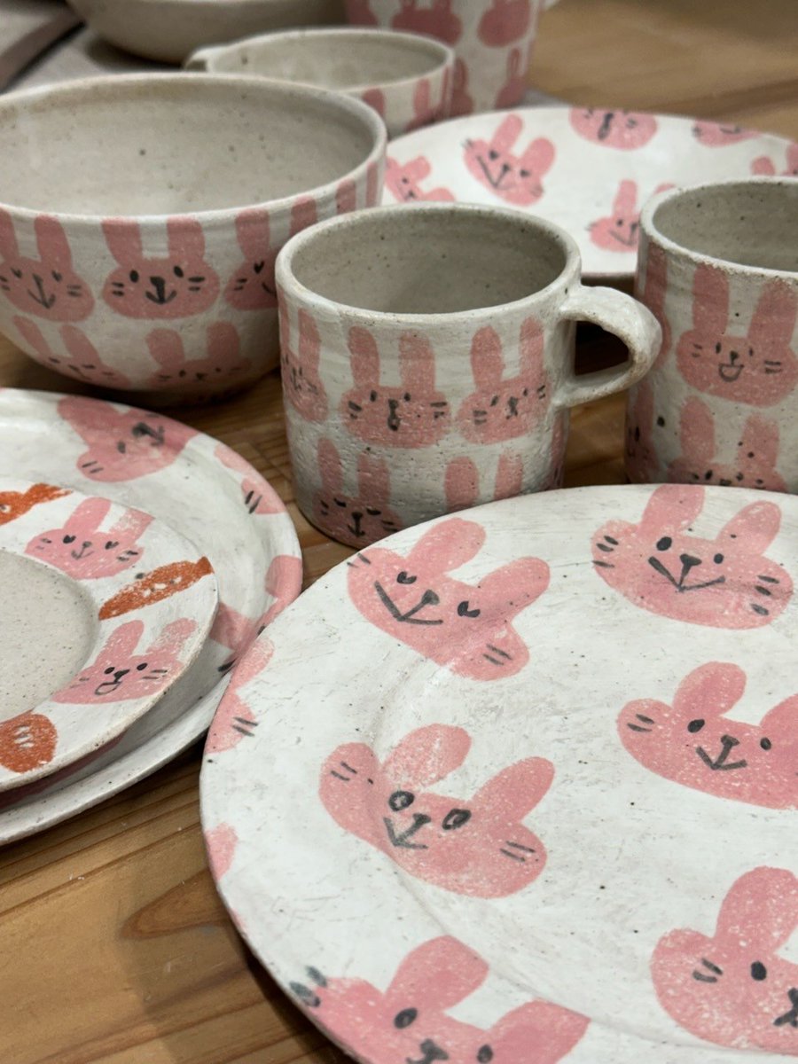 新品　岡村友太郎 虹と雲の陶器皿 岡村友太郎氏のクラフト食器販売のお知らせ／ ポップで遊び心あふれる