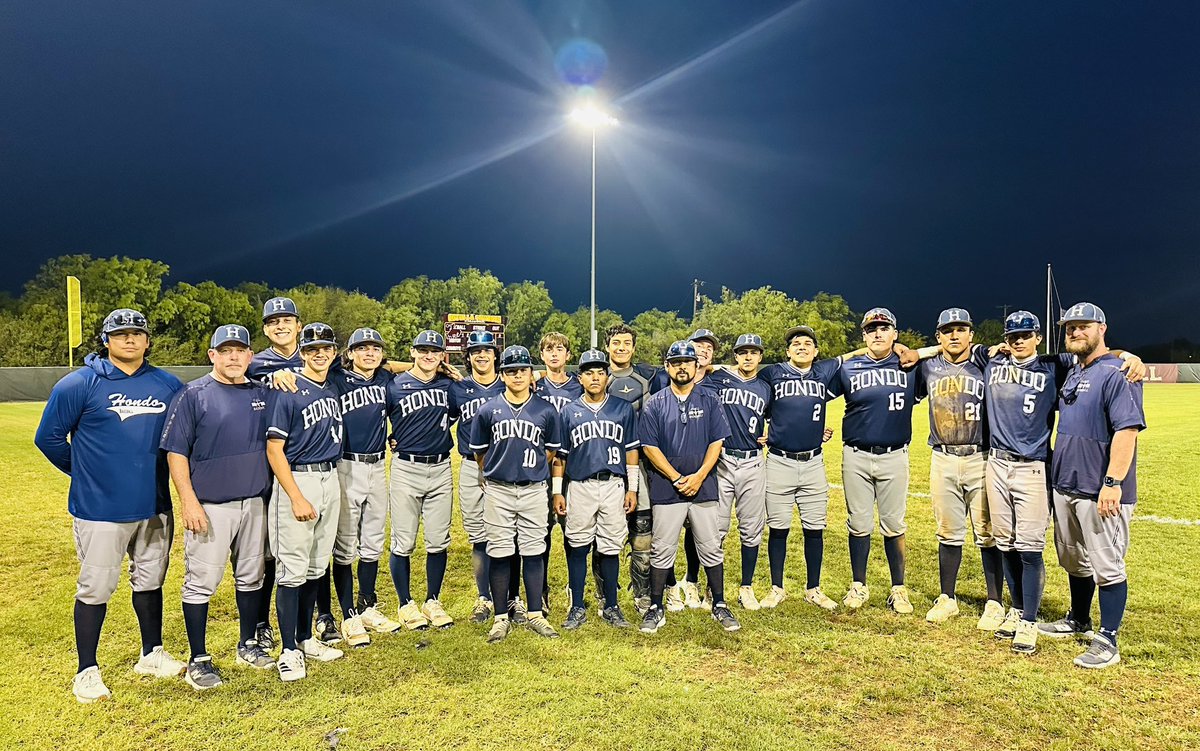 Congratulations to your 2025 Hondo Owl Baseball team for being 28-AAA Co-District Champions after a 12-2 victory over the Cotulla Cowboys!!! #EffortEnergyAttitude #TCC#TrustTheProcess