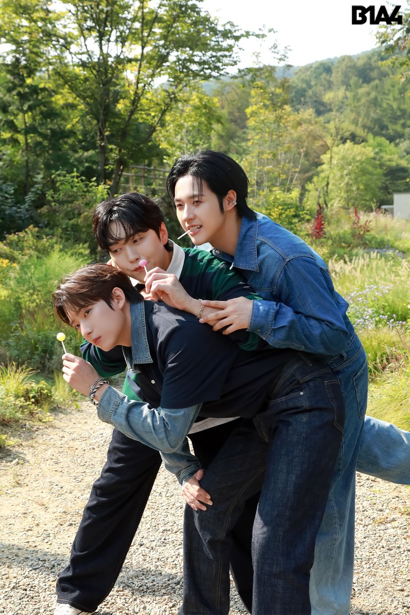 Diary ep.121 : HAPPY B1A4DAY
(cafe.daum.net/-b1a4/q3T9/122)

#B1A4