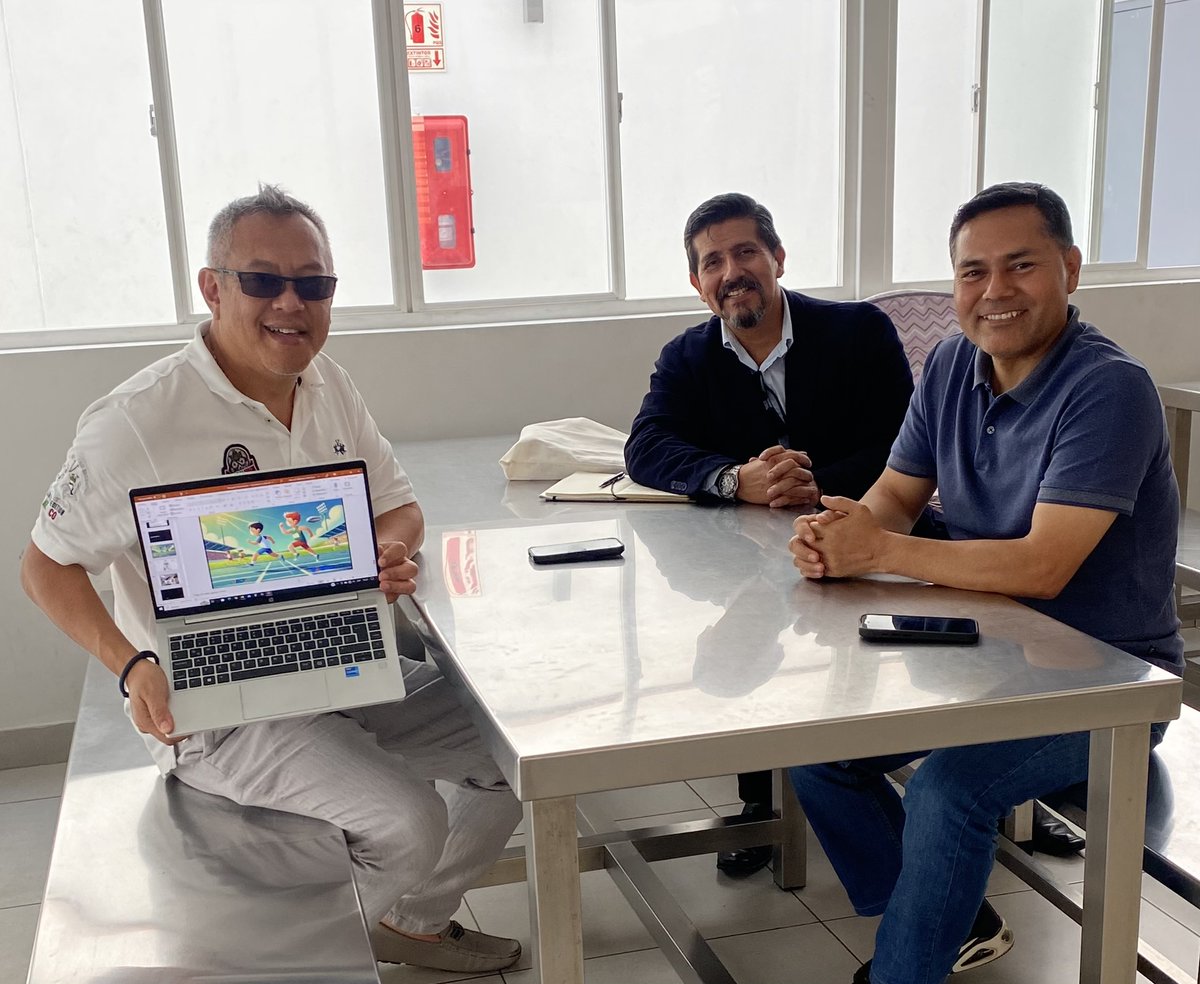 Enrique_JEGA's tweet image. Reunión con propósito junto a Albergue Inspira y Stringnet. Tecnología, empatía e impacto social que transforma vidas.
#EGArbulu #AlbergueInspira #Stringnet