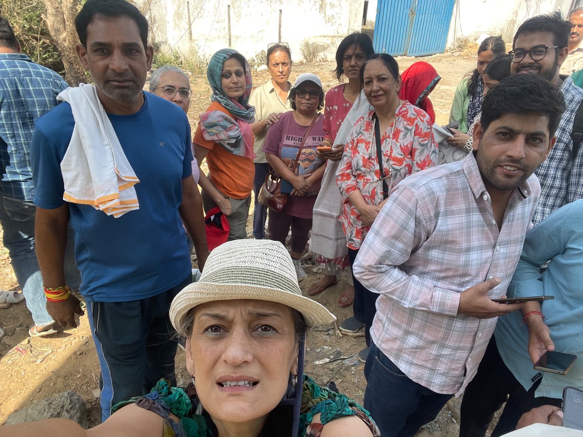 Anu P.D. (@anu_p_d) on Twitter photo <a href="/leenadhankhar/">Dr. Leena Dhankhar</a> <a href="/cmohry/">CMO Haryana</a> <a href="/RaoNarbir/">Rao Narbir Singh</a> <a href="/GauriSarin/">Gauri Sarin</a> <a href="/manashuman/">Manas Human</a> Gurgaon o Gurgaon!
Our forests are burning !!
#AravalliBachao #BandhwariLandfill
<a href="/moefcc/">MoEF&CC</a>
<a href="/RaoNarbir/">Rao Narbir Singh</a> <a href="/cmohry/">CMO Haryana</a> <a href="/DC_Gurugram/">DC Gurugram</a> <a href="/leenadhankhar/">Dr. Leena Dhankhar</a> <a href="/cmohry/">CMO Haryana</a> <a href="/RaoNarbir/">Rao Narbir Singh</a> <a href="/GauriSarin/">Gauri Sarin</a> <a href="/manashuman/">Manas Human</a> Gurgaon o Gurgaon!
Our forests are burning !!
#AravalliBachao #BandhwariLandfill
<a href="/moefcc/">MoEF&CC</a>
<a href="/RaoNarbir/">Rao Narbir Singh</a> <a href="/cmohry/">CMO Haryana</a> <a href="/DC_Gurugram/">DC Gurugram</a>