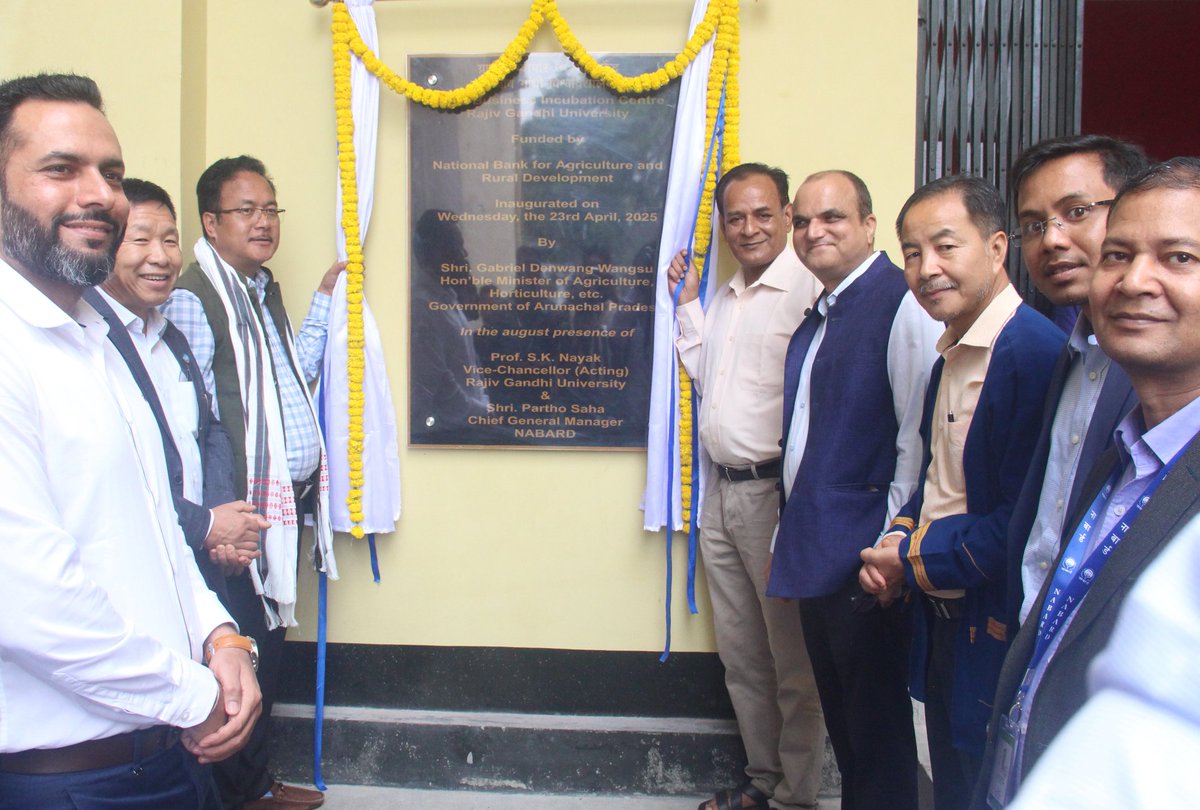 RGU1984's tweet photo. Hon'ble Minister @wangsu_d inaugurated the Rural Business Incubation Centre at  Rajiv Gandhi University. The event was also graced by officials from @NABARDOnline and invited farmers. @DIPRARUNACHAL @MyGovArunachal @DDNewsArunachal @airnewsalerts https://t.co/Xj7niJFIrl