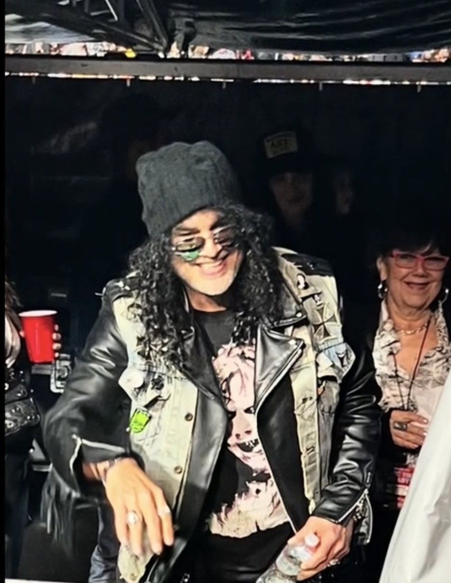 April 18 2025 <a href="/Slash/">Slash</a> at the <a href="/acdc/">AC/DC</a> show in #losangeles 🔥 🎸 🤘🏻 #Slash #gunsnroses #acdc 📷 credit to the rightful owner ©️