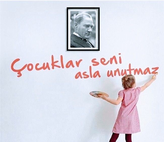 B_Alisinanoglu's tweet photo. Dünyada çocuklara Bayram hediye eden  tek lider.Böyle bir önderin izinde, tüm çocukların ve çocuk ruhunu yaşatanların Ulusal Eğemenlik ve Çocuk Bayramı kutlu olsun. #23Nisan https://t.co/nkdshomGbR