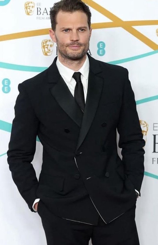 gladysvcnls's tweet photo. ππ Countdown to Jamie's birthday.
Day 23. Favorite suit. ππ
#JamieDornan
#30DaysOfJamieDornan https://t.co/flKtSlLwDq