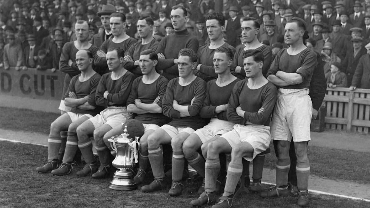 #OnThisDay in 1927… 💙

The #Bluebirds won the <a href="/EmiratesFACup/">Emirates FA Cup</a>  - the first (and only) time the trophy has been taken out of England! 🏆

#CityAsOne | <a href="/CardiffCityFC/">Cardiff City FC</a>