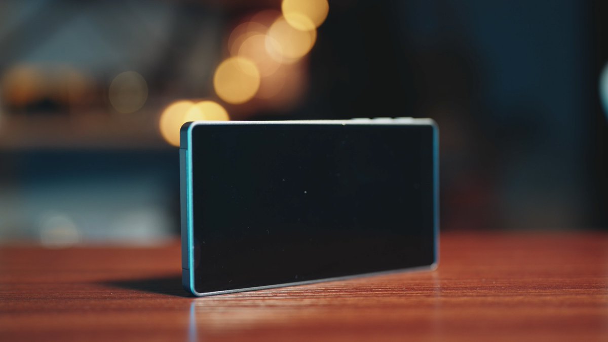 Shimbol_tech's tweet photo. #CP5 A super handy selfie screen for creators — compatible with both iOS and Android. Perfect for content creation, vlogging, and capturing the perfect shot anytime, anywhere!
@camerart_film
#shimbol #phonemonitor #selfiemonitor #vlogscreen #vlogger #contentcreator #vlogsetup https://t.co/ifK4Q5Z4E5