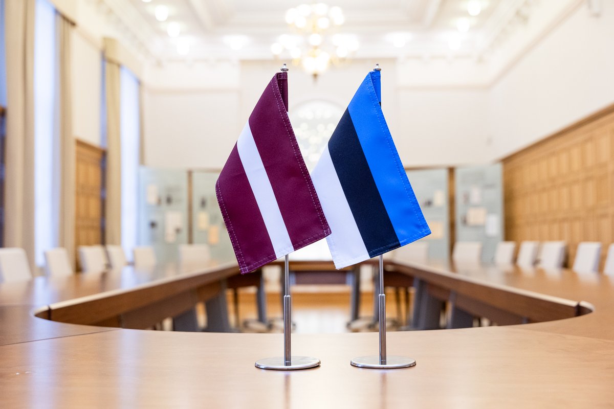 🔔 Izsludināts 16. ikgadējais Latvijas un Igaunijas Ārlietu ministriju Valodu balvas konkurss! Pieteikties aicināti 🇱🇻🇪🇪 tulkotāji, valodnieki, skolotāji, pasniedzēji, pētnieki, žurnālisti un valodu apguves projektu organizētāji.
👉 Pieteikšanās līdz 26. maijam.
➡