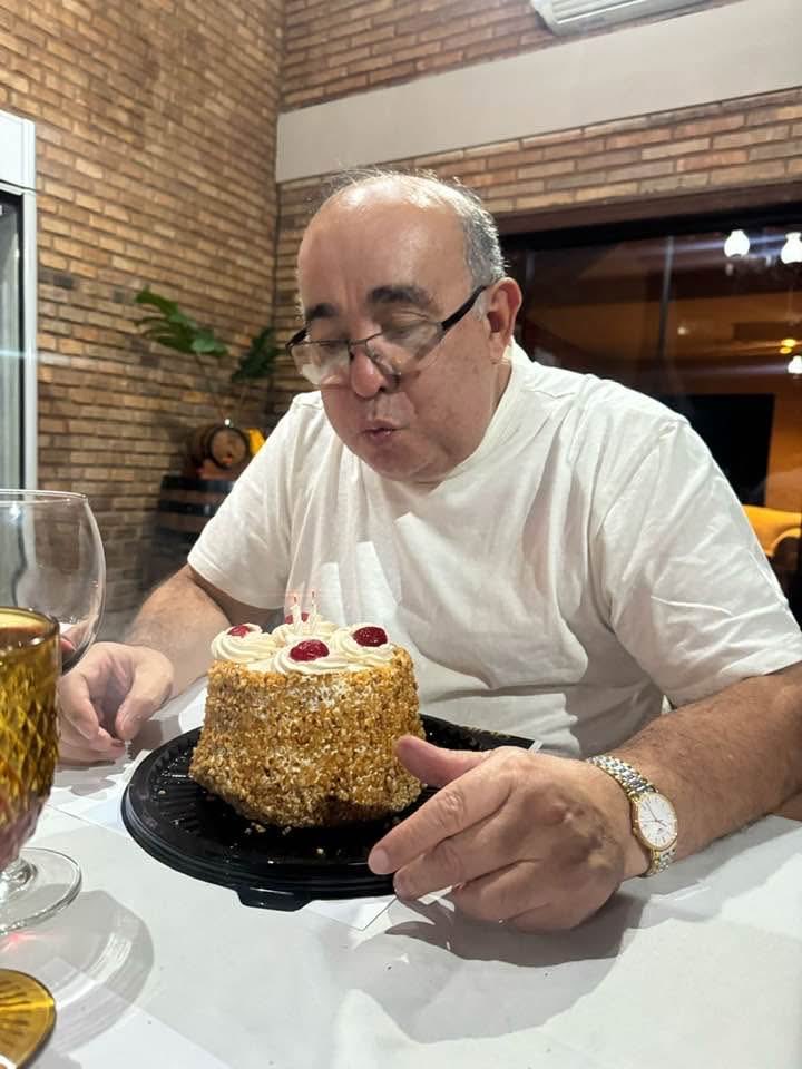 Una vuelta mas al sol. Gracia Dios por mi familia, mis proyectos, mis amigos y mi vida.