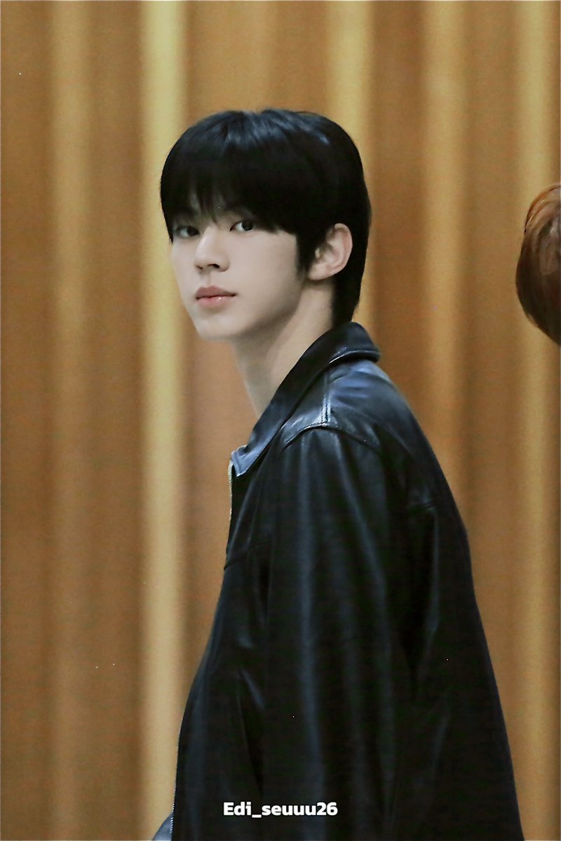 Edi_seuuu26's tweet photo. 250423

#TWS  #투어스 #도훈 #dohooon https://t.co/jw8StGiYDX