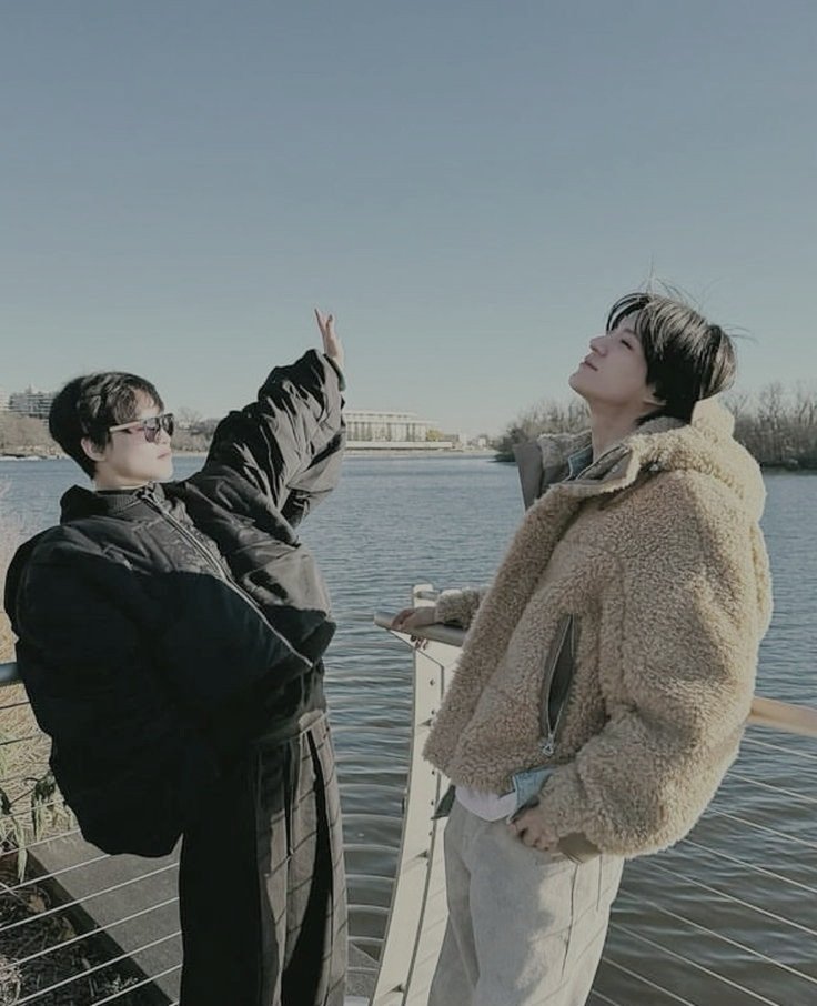 chenleu's tweet image. i don’t say this out loud (bc ew) but you make everything lighter. thank you for being my brother, my loudest supporter, and the person who makes me laugh when i don’t want to.