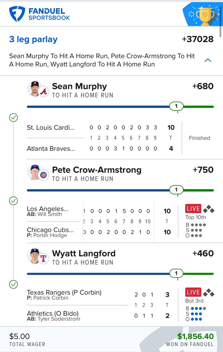 Teejaybets's tweet photo. @MLBHR Bang!!! https://t.co/oHH4vfKgve