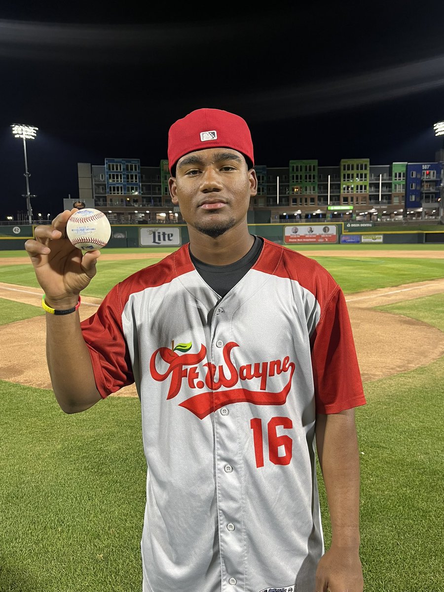 Fort Wayne TinCaps (@tincaps) on Twitter photo THE LEO DE VRIES GAME
The 18-year-old 🔝 <a href="/Padres/">San Diego Padres</a> prospect just tied our franchise record for RBIs in a game with 8️⃣, as he became only the 3️⃣rd player in franchise history to hit for the cycle❗️
El Mutante 👽 went 5️⃣-for-5️⃣, including 2️⃣ homers in a wild 15-14 win at Lansing‼️ THE LEO DE VRIES GAME
The 18-year-old 🔝 <a href="/Padres/">San Diego Padres</a> prospect just tied our franchise record for RBIs in a game with 8️⃣, as he became only the 3️⃣rd player in franchise history to hit for the cycle❗️
El Mutante 👽 went 5️⃣-for-5️⃣, including 2️⃣ homers in a wild 15-14 win at Lansing‼️