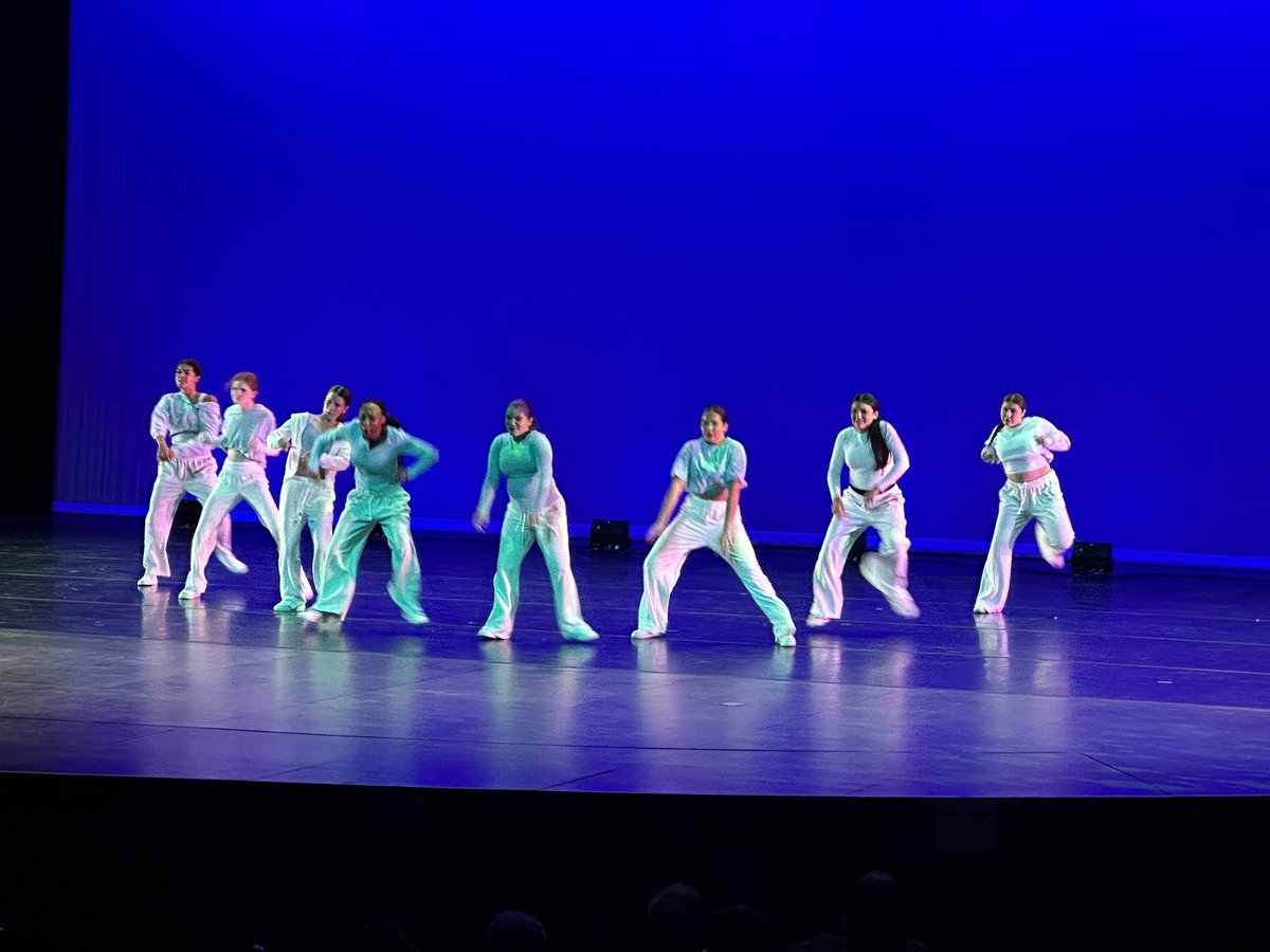 CHS Dance with incredible performances!