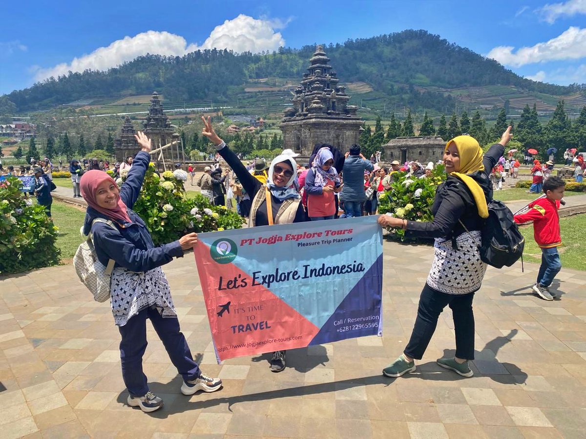 JogjaExplore's tweet image. Java's Eastern Gems: 9-Day Jakarta, Jogja, Bromo & Surabaya Adventure with Jogja Explore Tours
Embark on a captivating 9-day journey through Java's most iconic destinations, expertly arranged by Us.
Links site jogjaexplore-tours.com/jakarta-jogja-…
#javatour #jakartabromotrip