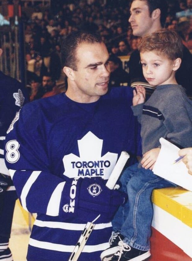 oldTOseries's tweet image. Maple Leafs players, Tie and Max Domi in the late 1990s
