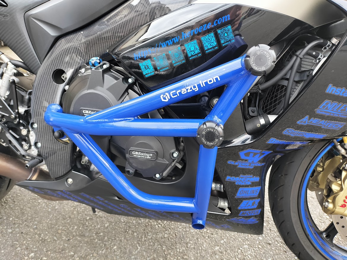 バイク、カーパーツ輸入販売のAxxL (@AxxLMoto) / X