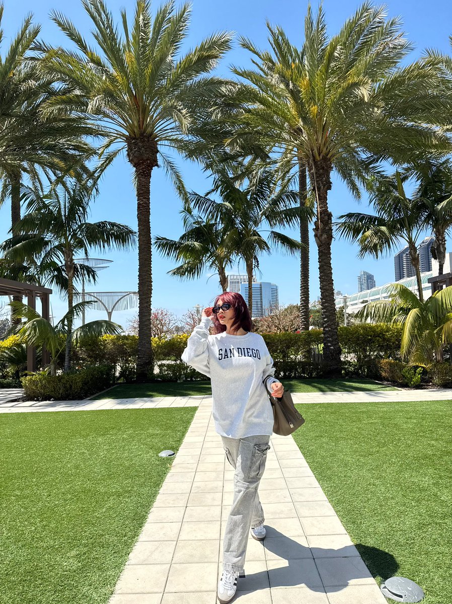 indahcheryl's tweet photo. Sunny Day in San Diego 🌴 https://t.co/pyNiFxRmDE