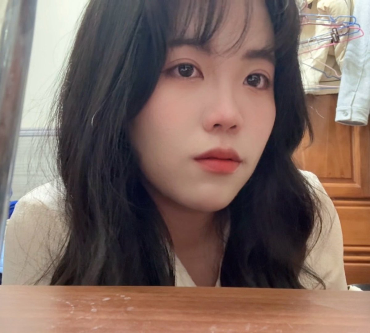 狗狗真漂亮

不接受反駁😠

狗狗知道一件事了

要接住一個人的情緒沒那麼容易⋯

狗狗有時候會不知道 
怎麼分辨是不是客套話…🤔

狗狗這幾天好像瘋子🤣狗狗冷靜了☹️ https://t.co/JHSaDvDqPn