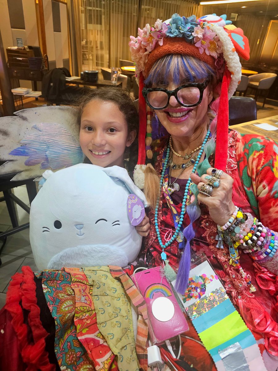 Unicorn-Dragon QUEEN🦋⭐️🎶🦄🌊 tweet media