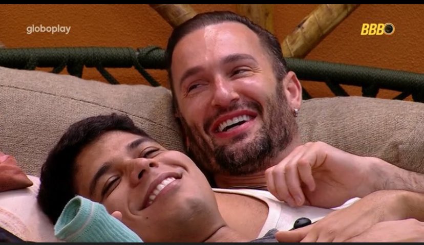 EdiiRJ's tweet image. esse bbb pra mim só valeu por ter conhecido vocês guiego 😭❤️