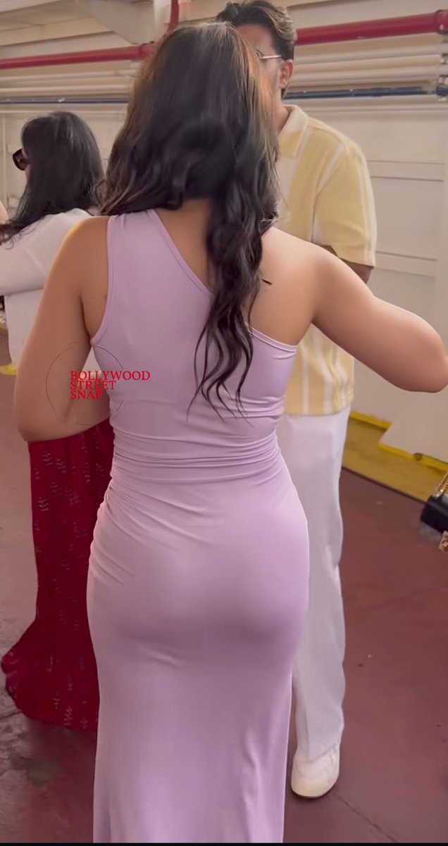 gill_to_kill's tweet photo. #shefalibagga #MoneyMoney
#Raid2 #raid2teaser
#raid2trailer #BBB25    #WednesdayMotivation 
#Wednesdaywisdom #BACKSHOTS https://t.co/N9UkQXvSCL