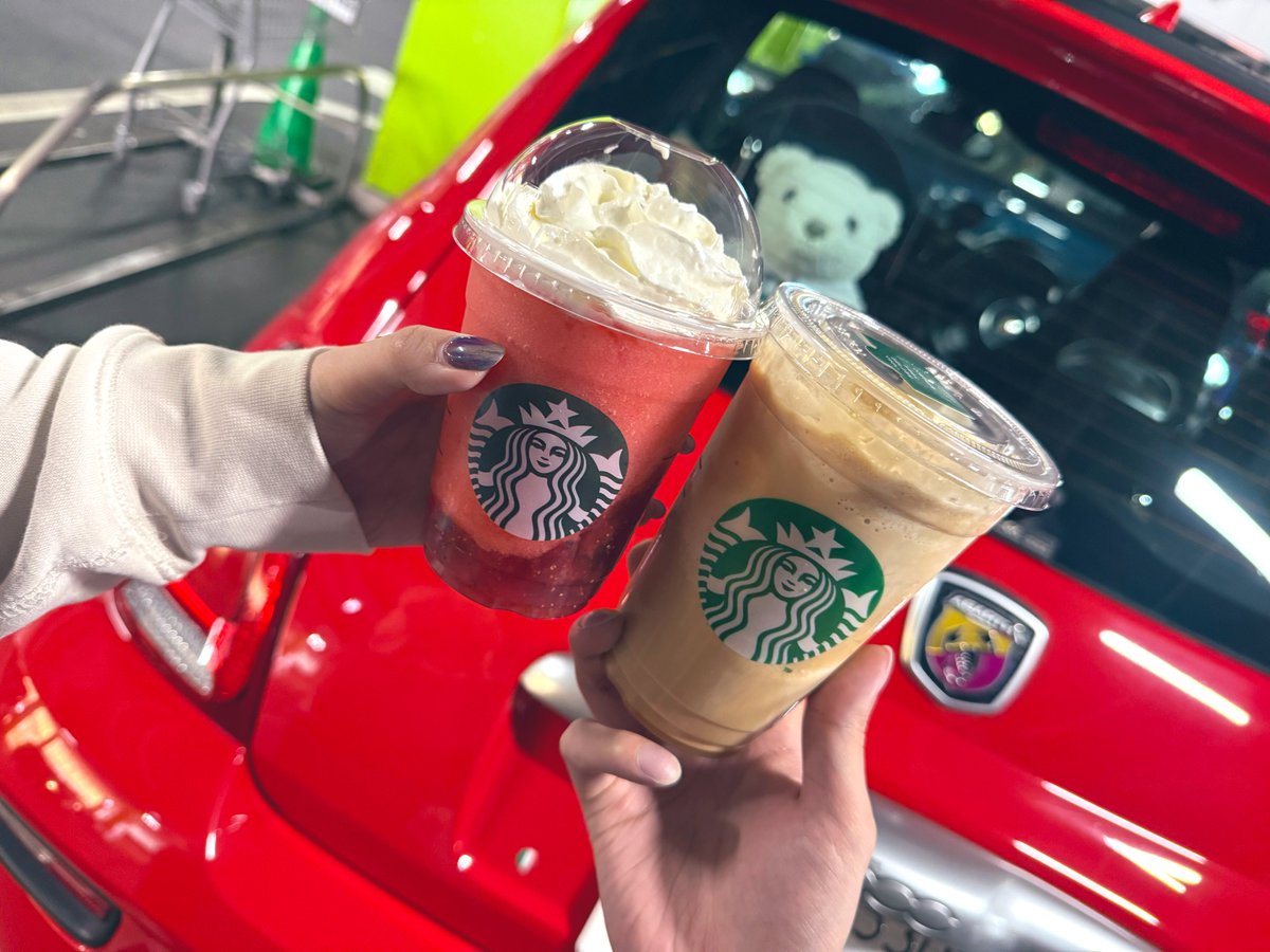 普段あんまり気にしてないけど今から3年ぐらい前にはただのフォロワーさんで会話することもなかったのに今では同棲して一緒に生活してるって考えると凄いよなあ〜って思う…
この前200円であすかがエーフィ取った！！🛸
最近のスタバはいつ行っても同じのしか飲んでねえ！！